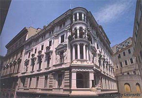 Le Petit 3* Rome
